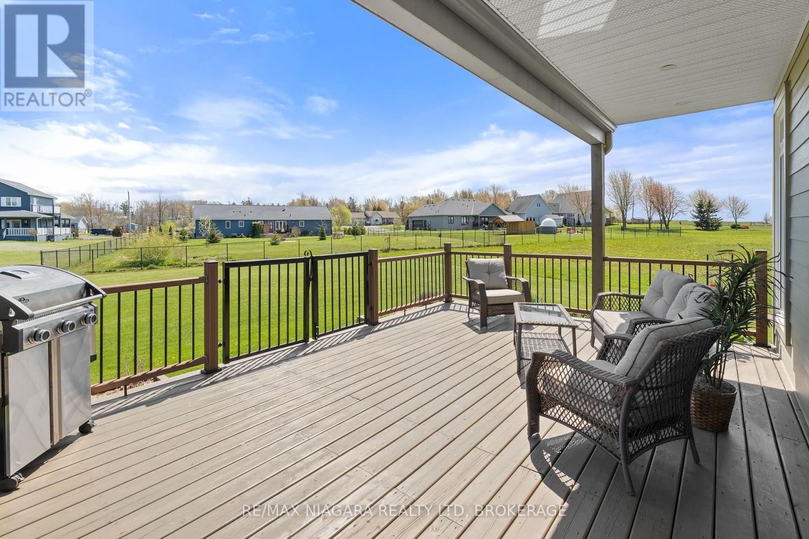 10 Clearwater Court, Haldimand, Ontario  N0A 1K0 - Photo 38 - X12151051