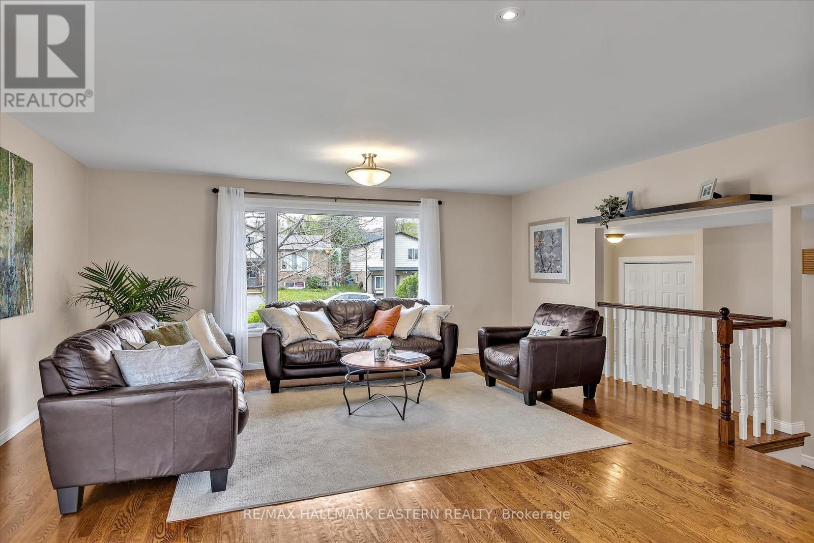 2277 Lynhaven Road, Peterborough West, Ontario  K9K 1V5 - Photo 8 - X12151097