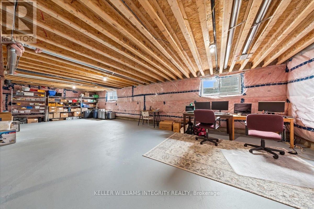 69 Ascari Road, Ottawa, Ontario  K4M 0M5 - Photo 36 - X12151045