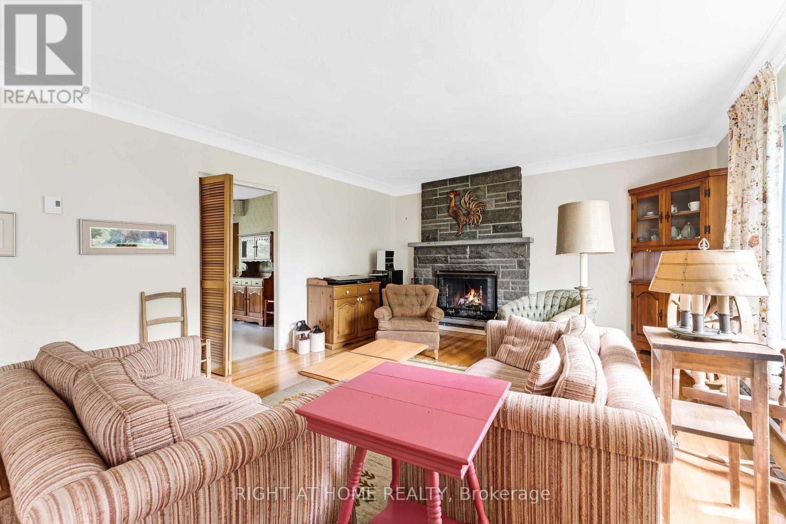 1770 Chene Street, Clarence-Rockland, Ontario  K4K 1L4 - Photo 8 - X12151066