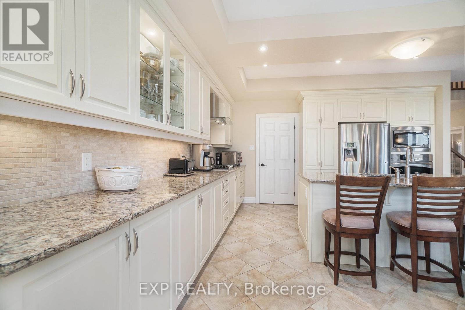 418 Cavesson Street, Ottawa, Ontario  K2V 0A8 - Photo 10 - X12151070