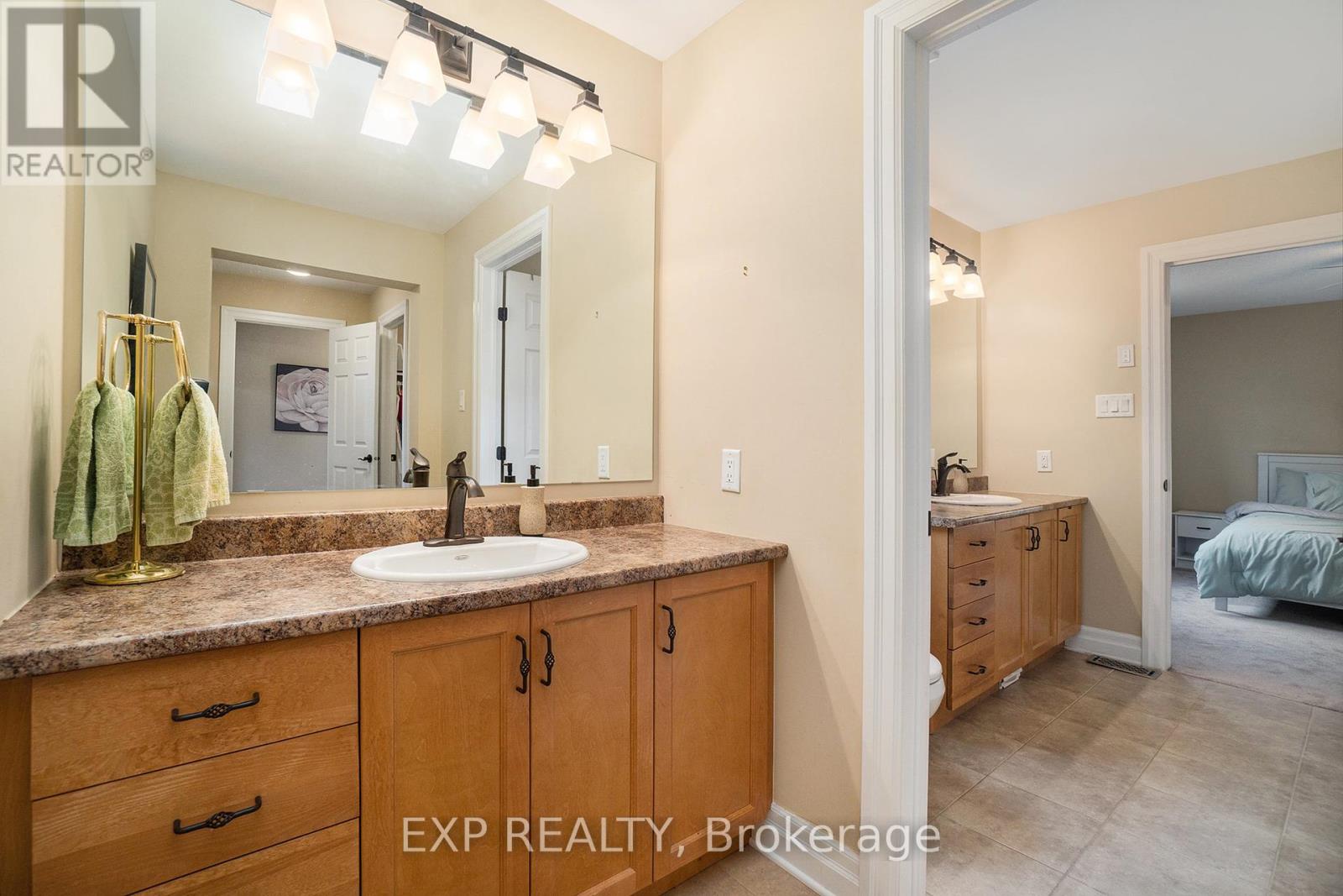418 Cavesson Street, Ottawa, Ontario  K2V 0A8 - Photo 28 - X12151070