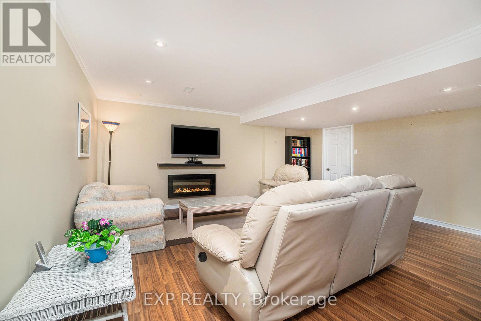 418 Cavesson Street, Ottawa, Ontario  K2V 0A8 - Photo 33 - X12151070