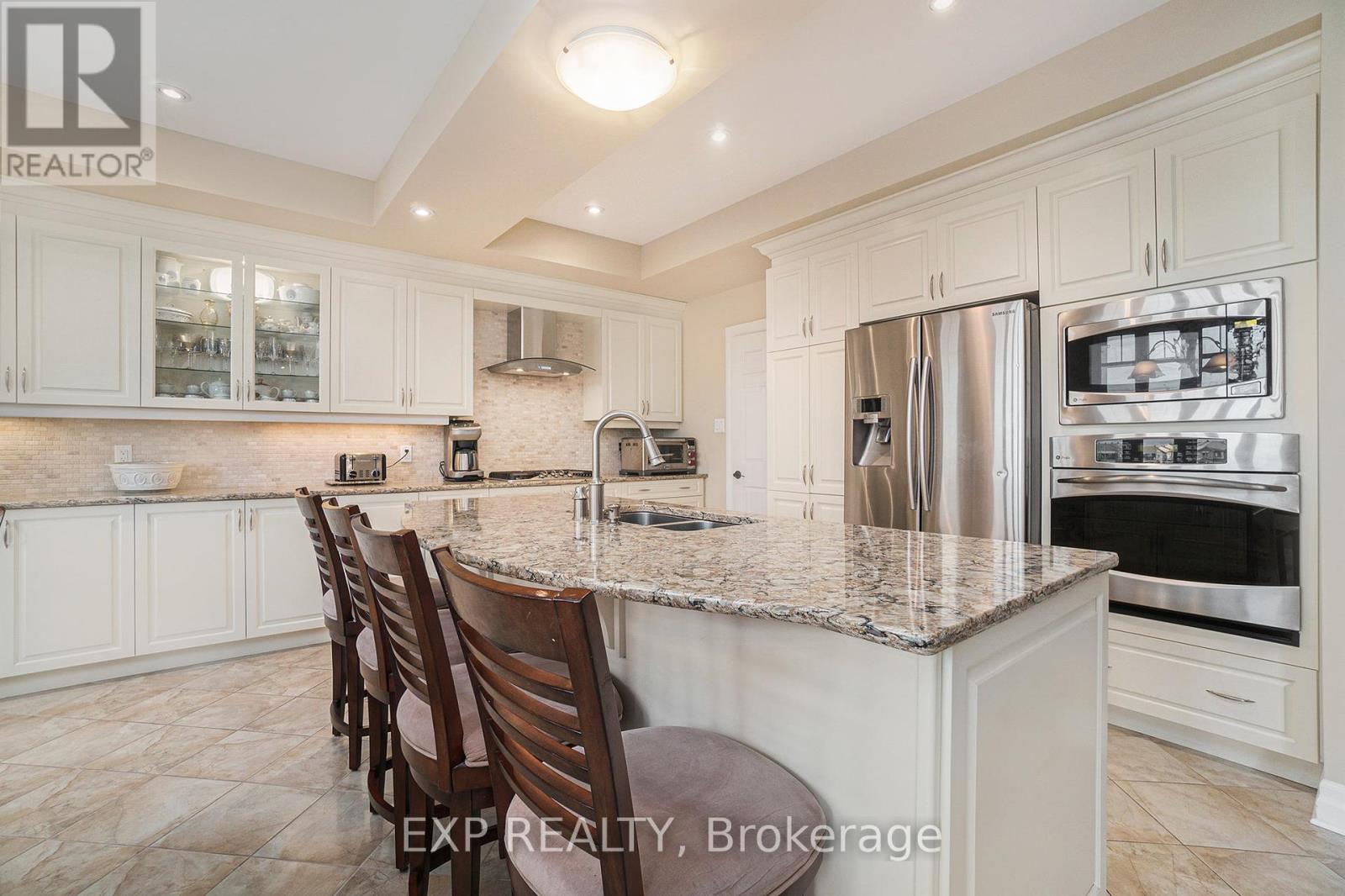 418 Cavesson Street, Ottawa, Ontario  K2V 0A8 - Photo 6 - X12151070