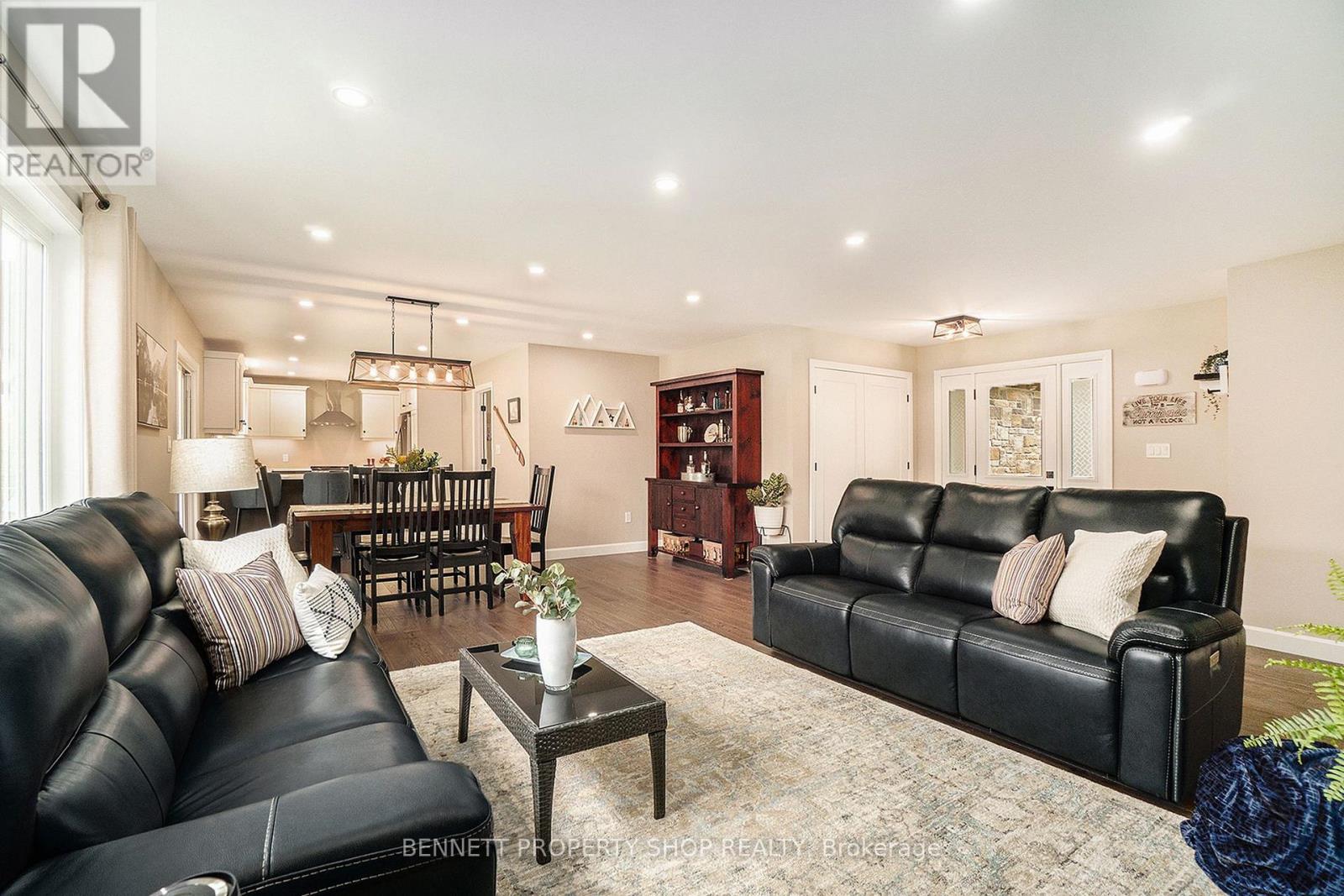 10541 Wylie Way, North Dundas, Ontario  K0E 1S0 - Photo 5 - X12151127