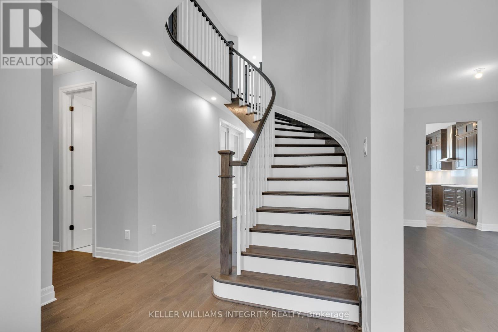 Property at 429 TURMERIC COURT image 4