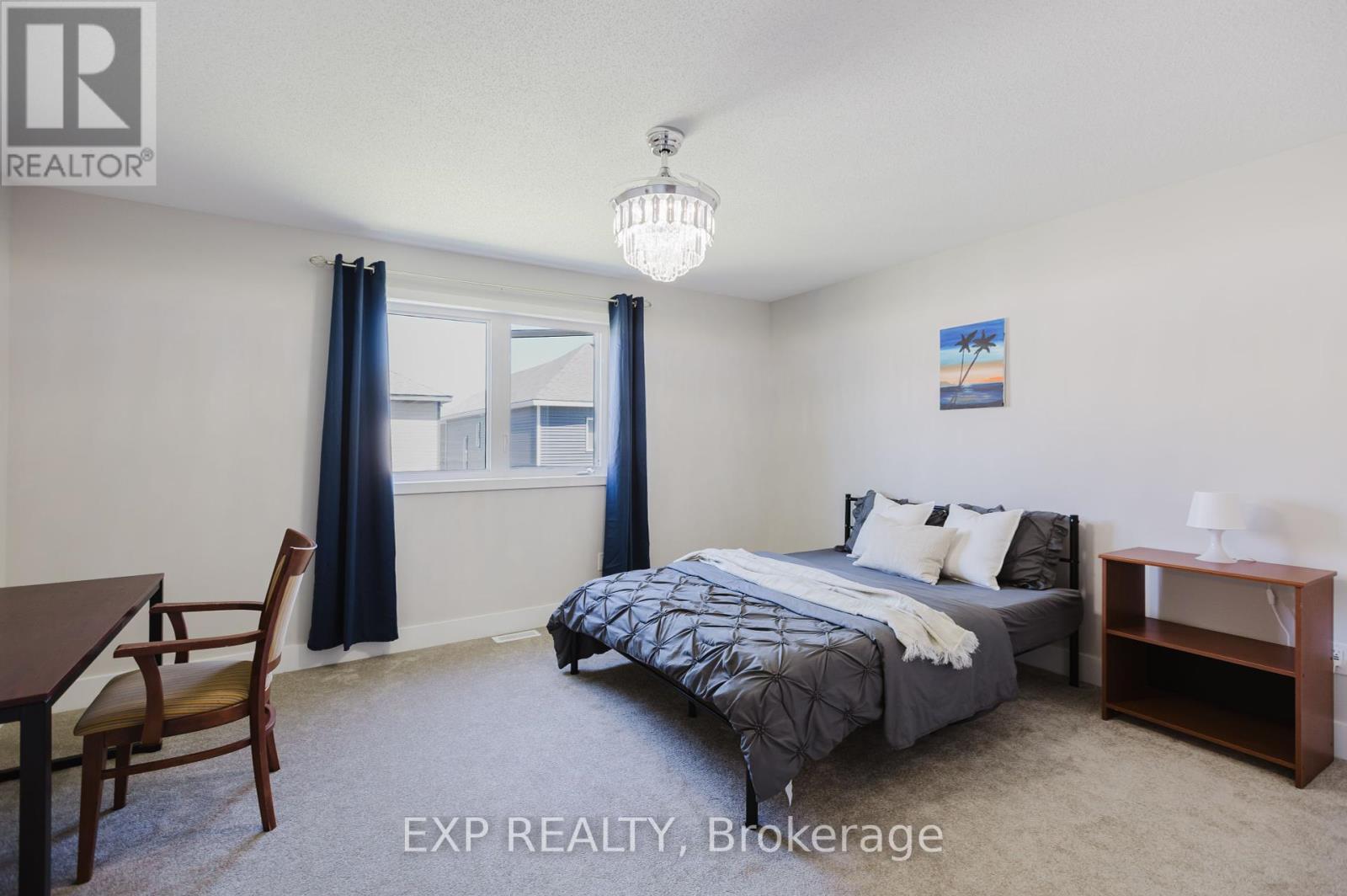 288 Billrian Crescent, Ottawa, Ontario  K2S 3A4 - Photo 9 - X12151145