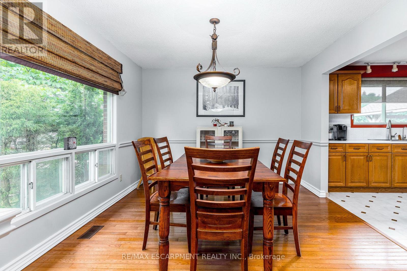 19 Isabel Drive, Brantford, Ontario  N3T 0L8 - Photo 12 - X12150903