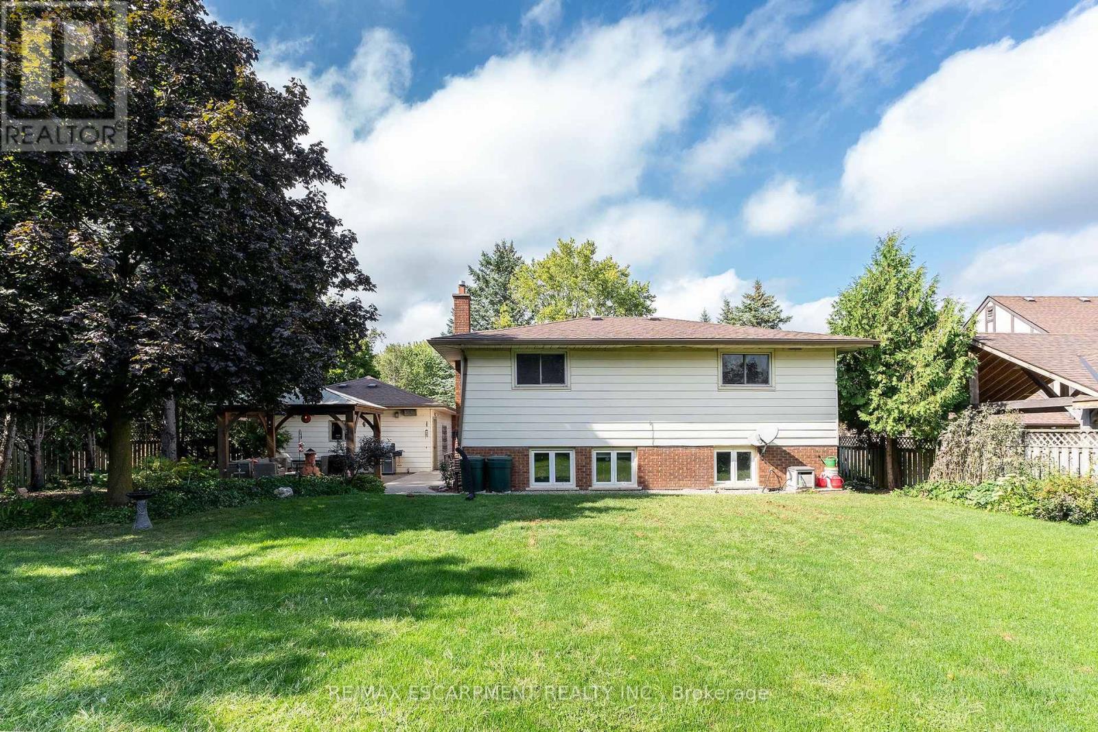 19 Isabel Drive, Brantford, Ontario  N3T 0L8 - Photo 26 - X12150903