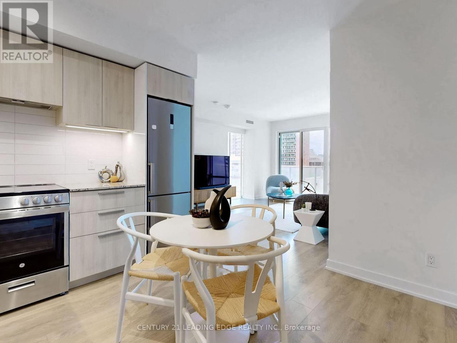 1009 - 501 Yonge Street, Toronto, Ontario  M4Y 0G8 - Photo 10 - C12150219