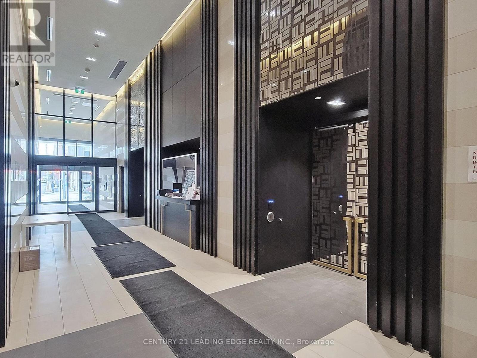 1009 - 501 Yonge Street, Toronto, Ontario  M4Y 0G8 - Photo 2 - C12150219