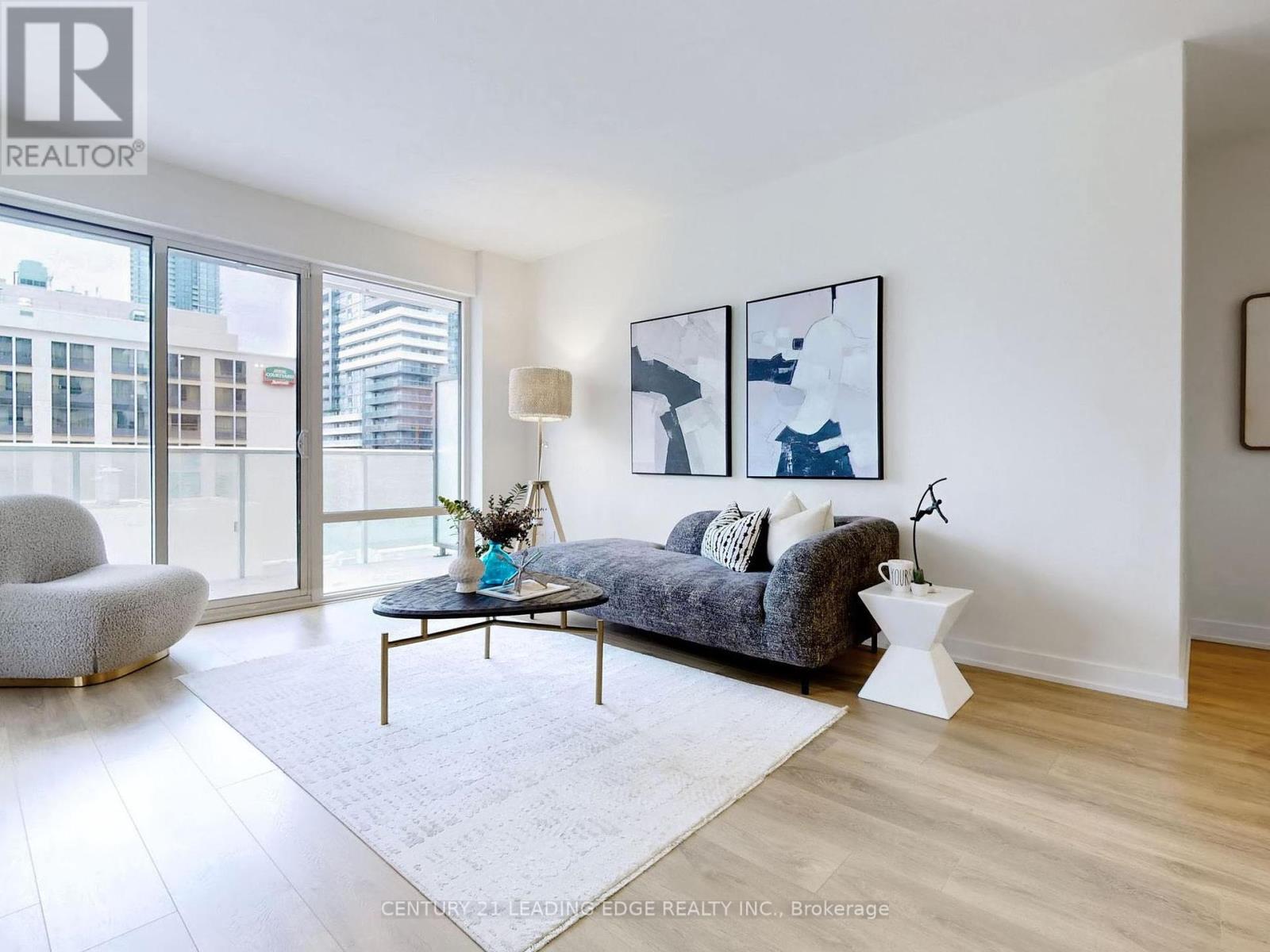 1009 - 501 Yonge Street, Toronto, Ontario  M4Y 0G8 - Photo 3 - C12150219