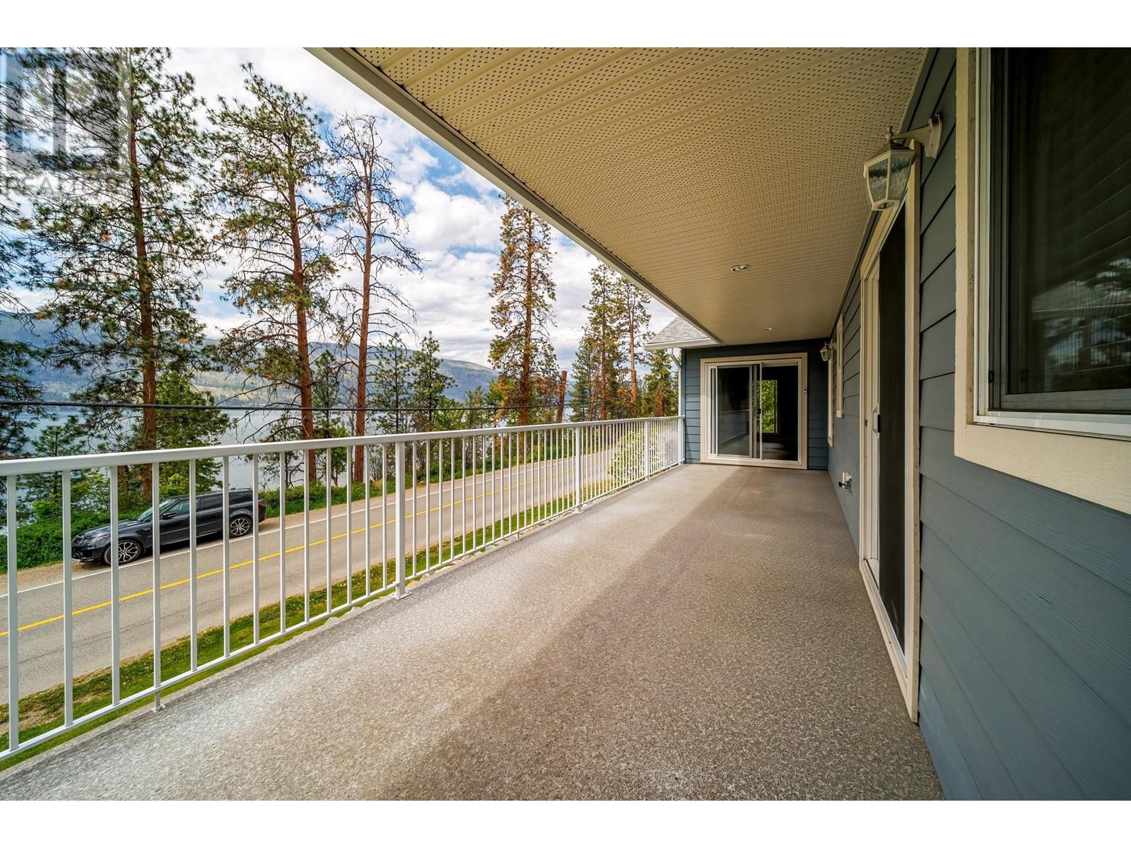 11041 Okanagan Centre Road W Lake Country Photo 24