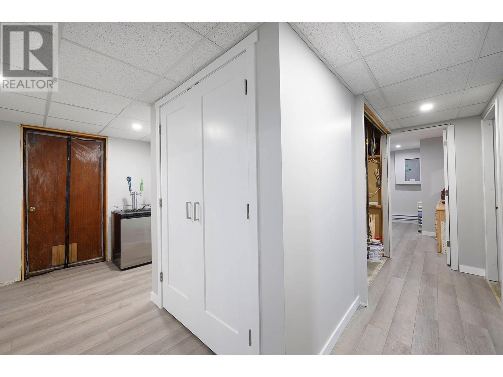 678 York Avenue, Kamloops, BC V2B2A5