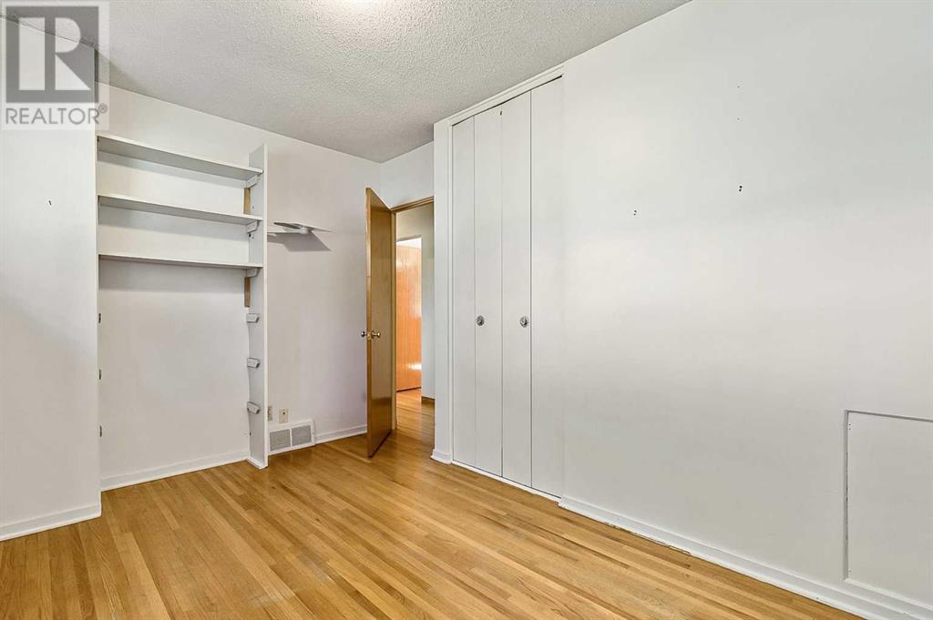 8 Heather Place Sw, Calgary, Alberta  T2V 3L4 - Photo 13 - A2221489