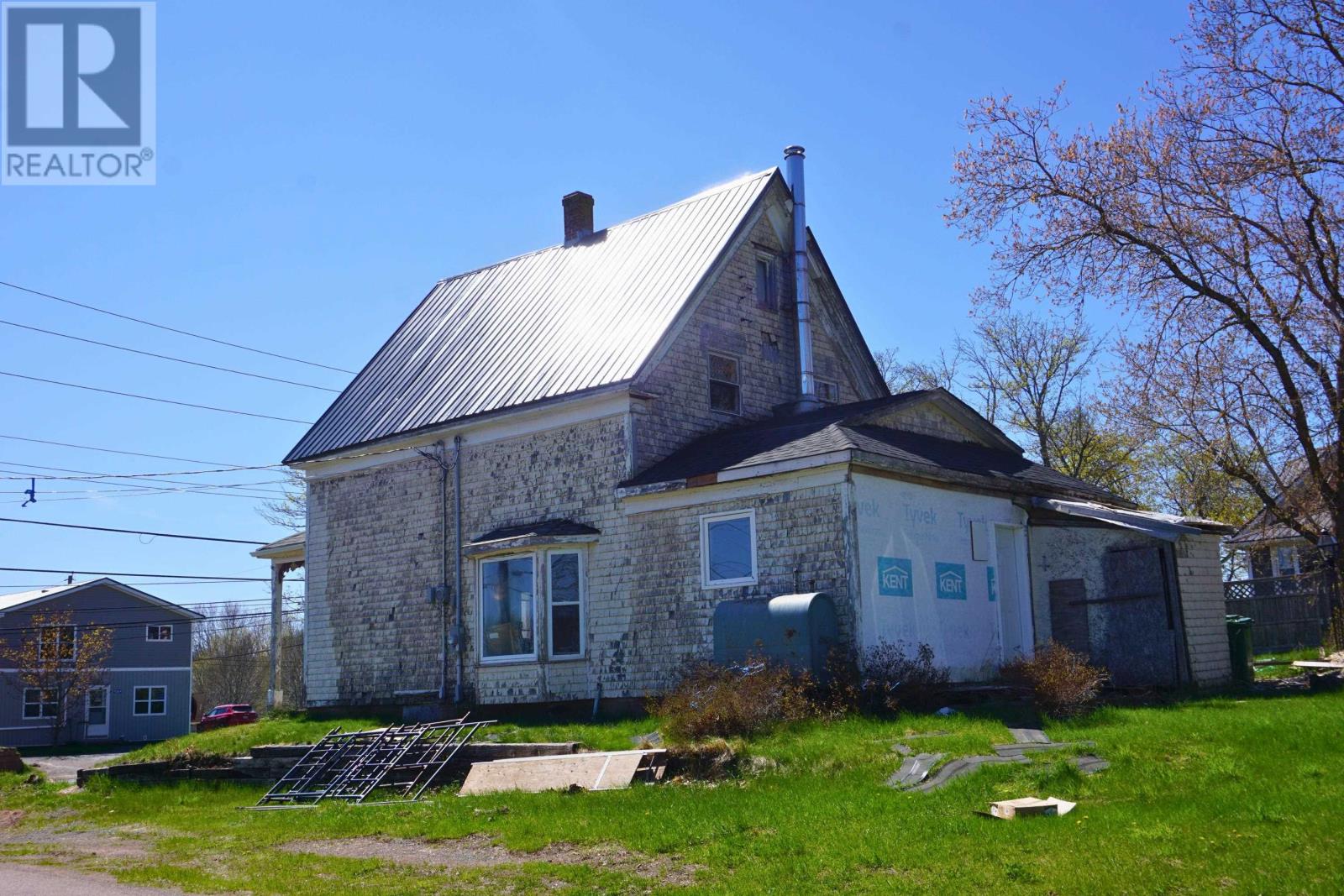Property at 9365 Main Street image 3