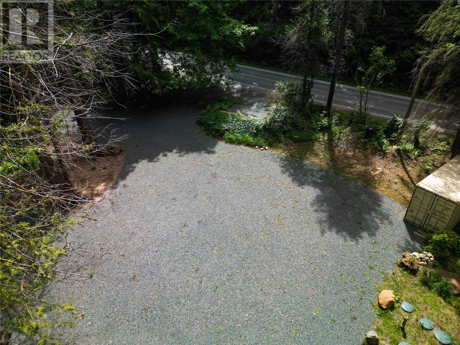 Property at 1691 Kangaroo Rd image 4
