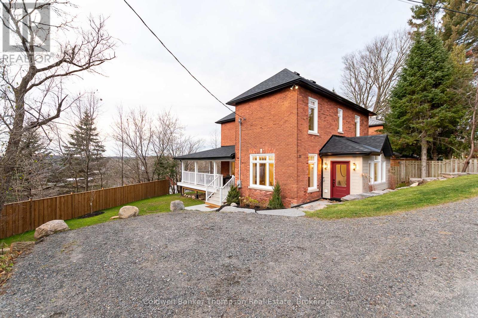 30 Minerva Street W, Huntsville, Ontario  P1H 1V6 - Photo 46 - X12151075