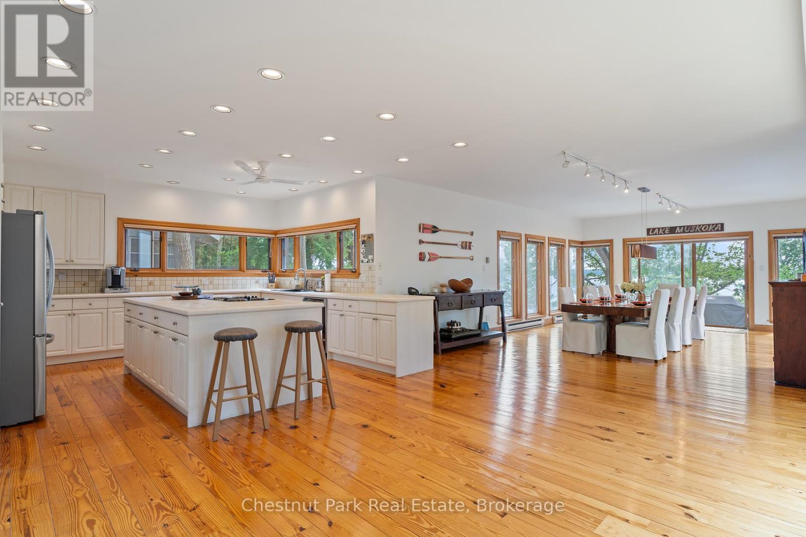 10 Wyldewood Road, Muskoka Lakes, Ontario  P1L 1W8 - Photo 12 - X12151233