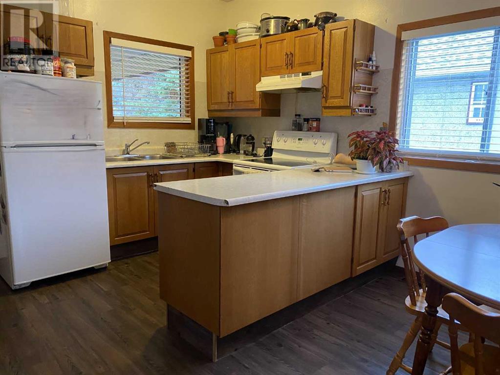 1221 84 Street, Coleman, Alberta  T0K 0M0 - Photo 4 - A2215166