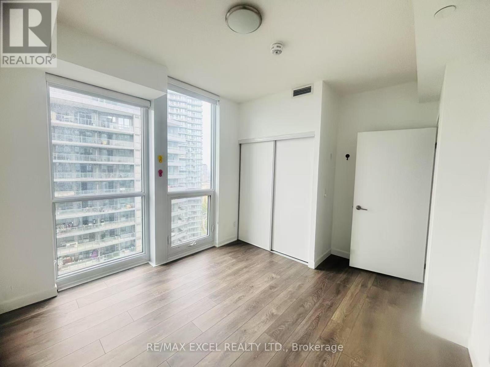 2002 - 38 Forest Manor Road, Toronto, Ontario  M2J 0H4 - Photo 19 - C12151119