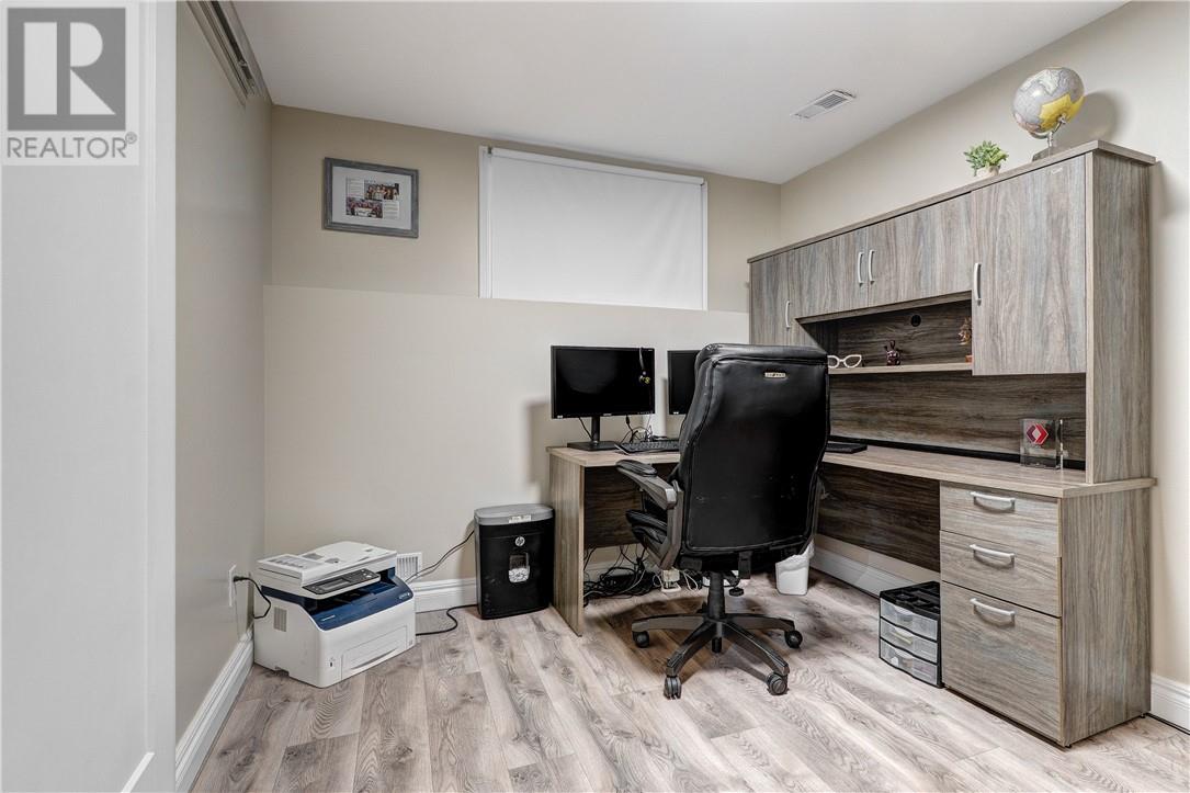 22 Goldie, Chelmsford, Ontario  P0M 1L0 - Photo 10 - 2122266