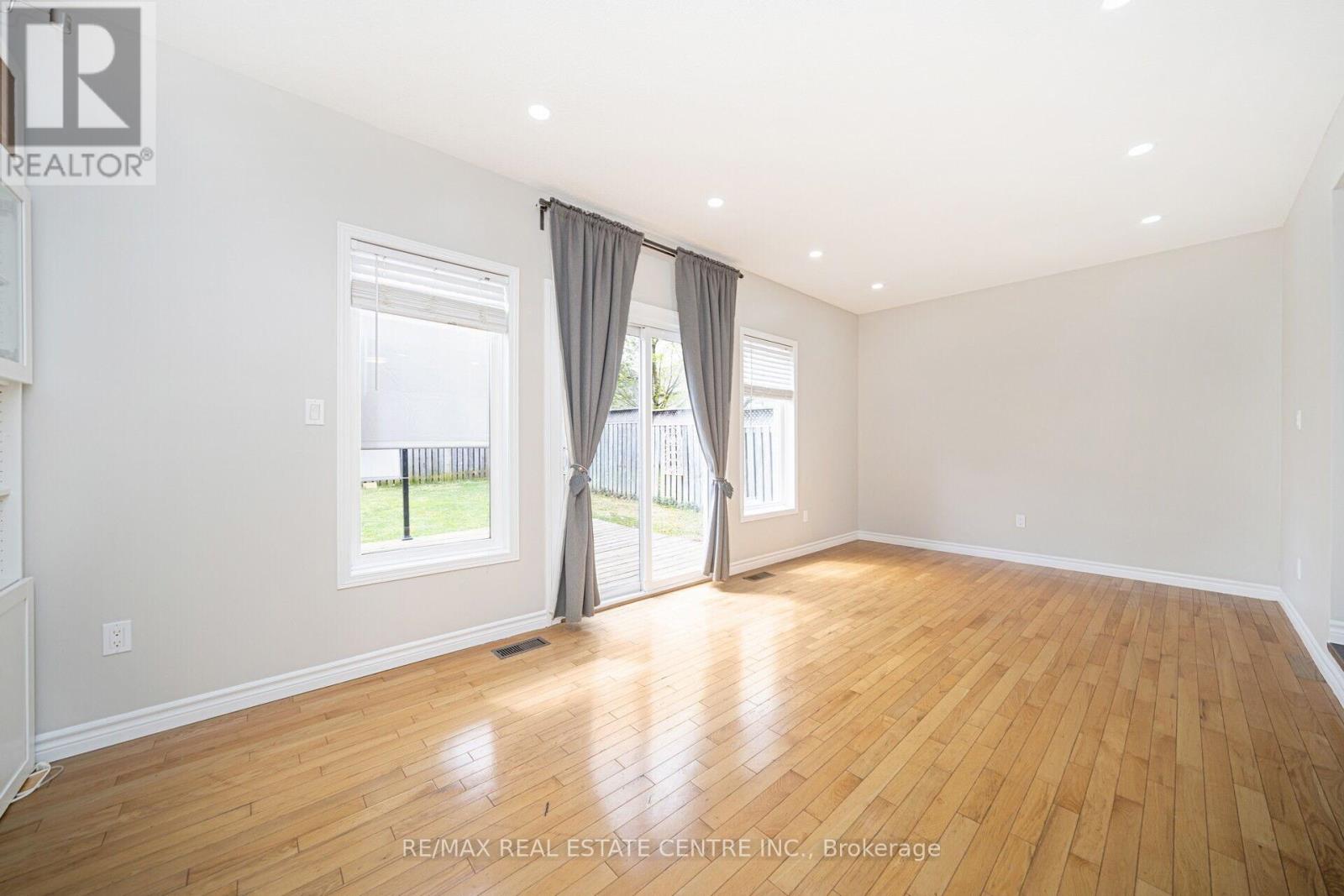 95 Houghton Street, Cambridge, Ontario  N3C 4L2 - Photo 19 - X12148361