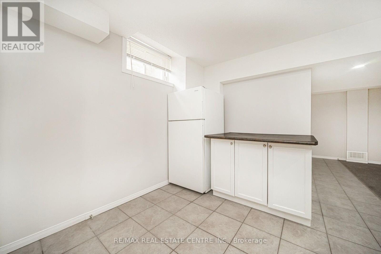 95 Houghton Street, Cambridge, Ontario  N3C 4L2 - Photo 44 - X12148361