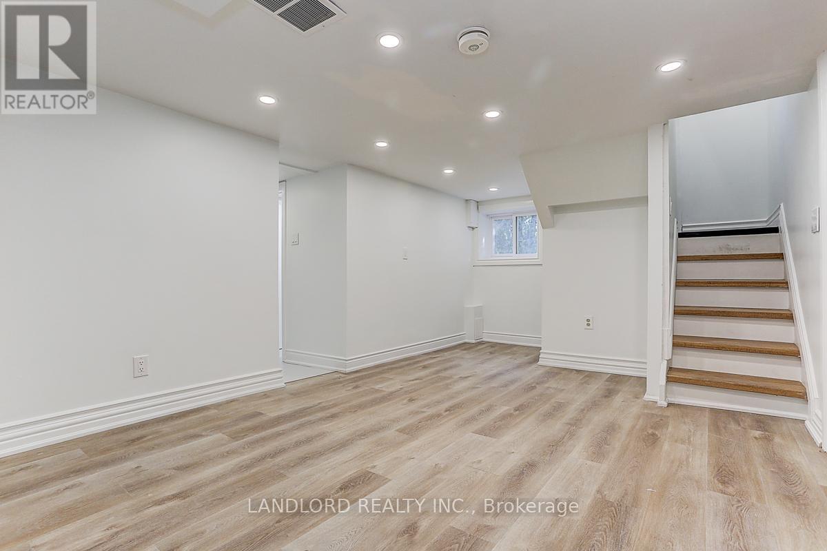 Lower - 1206 Broadview Avenue, Toronto, Ontario  M4K 2T2 - Photo 15 - E12151063