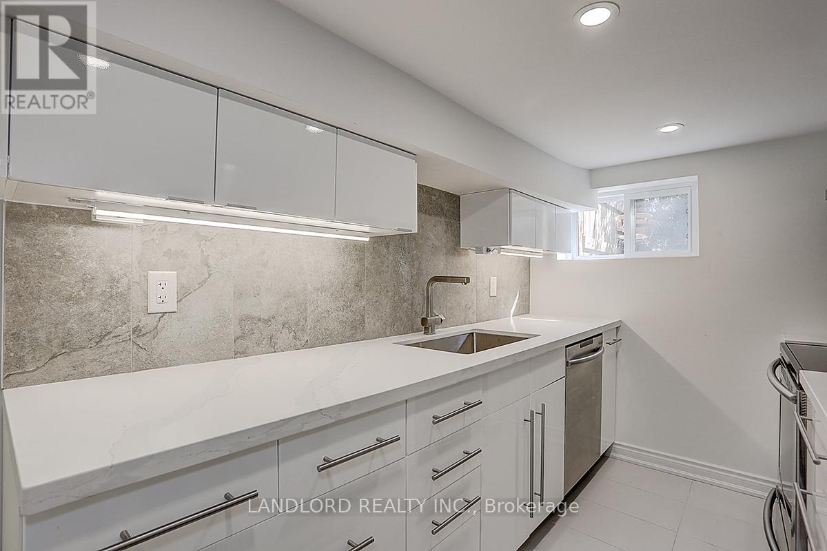 Lower - 1206 Broadview Avenue, Toronto, Ontario  M4K 2T2 - Photo 21 - E12151063