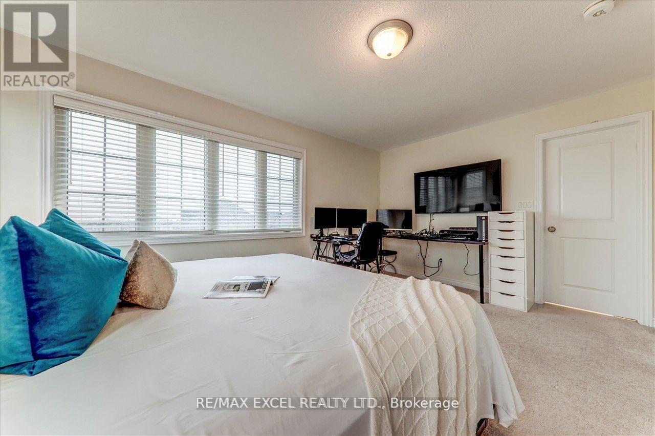 1063 Skyridge Boulevard, Pickering, Ontario  L1X 0G5 - Photo 22 - E12151120