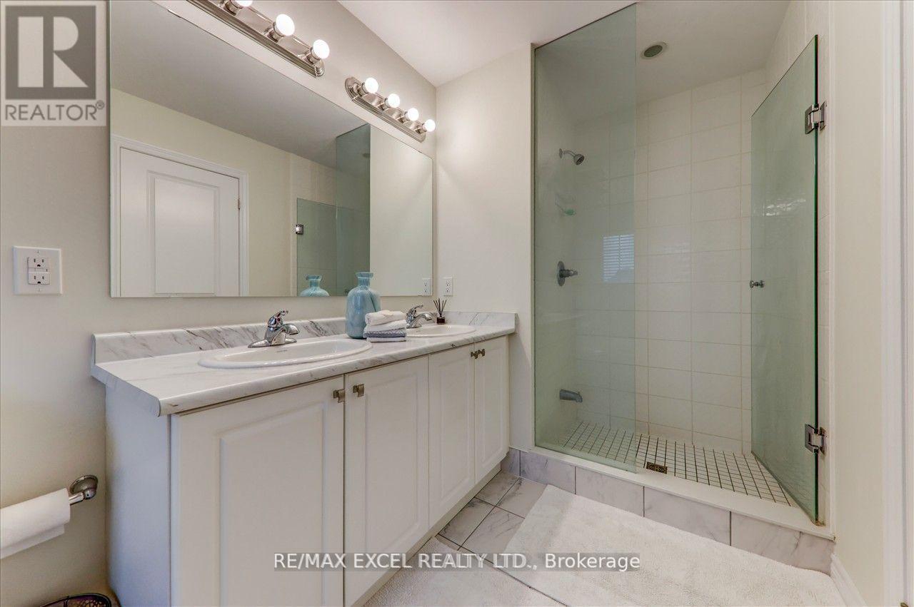 1063 Skyridge Boulevard, Pickering, Ontario  L1X 0G5 - Photo 24 - E12151120