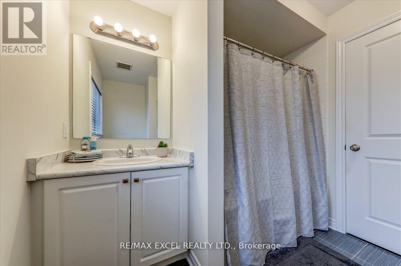 1063 Skyridge Boulevard, Pickering, Ontario  L1X 0G5 - Photo 27 - E12151120