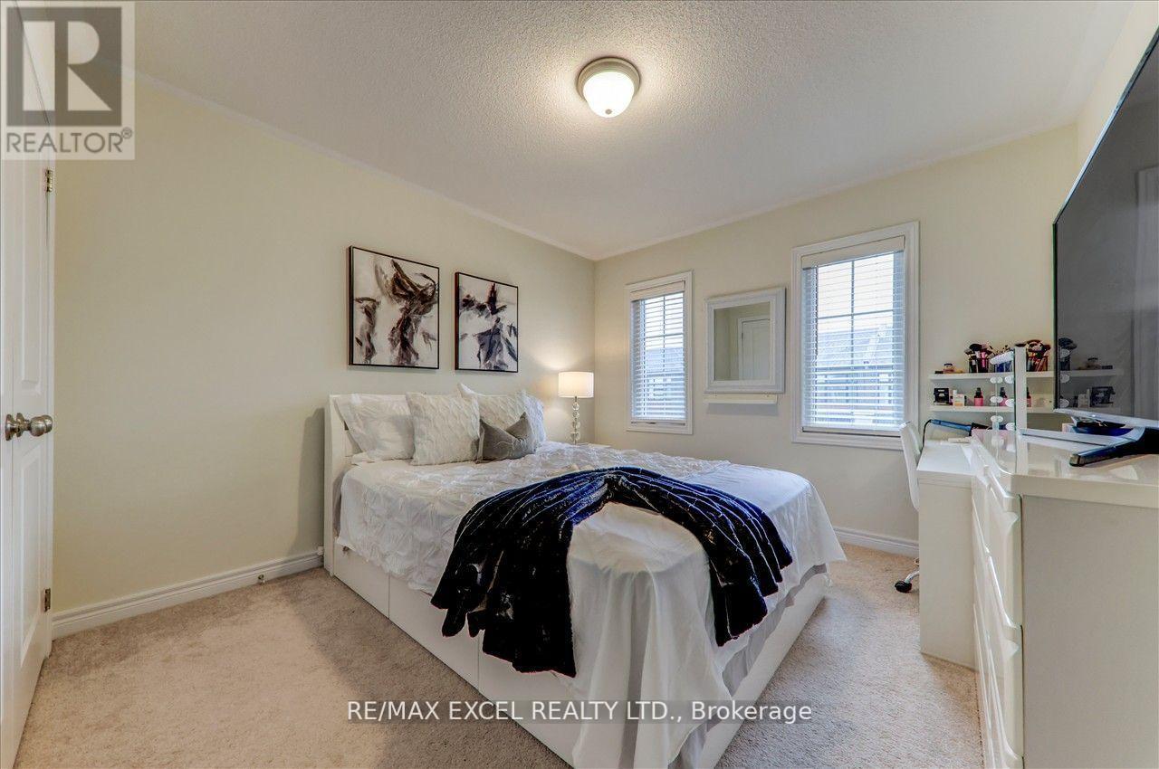 1063 Skyridge Boulevard, Pickering, Ontario  L1X 0G5 - Photo 28 - E12151120