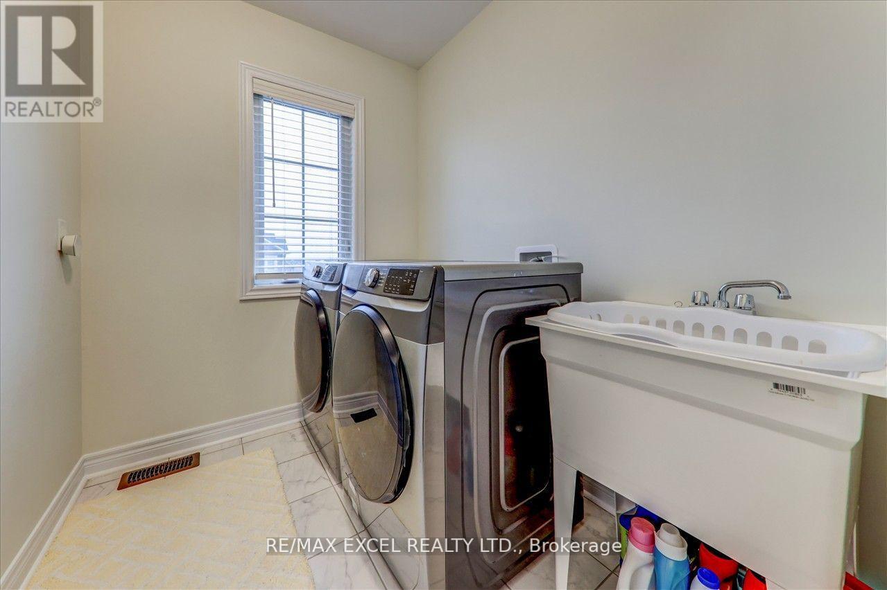 1063 Skyridge Boulevard, Pickering, Ontario  L1X 0G5 - Photo 31 - E12151120
