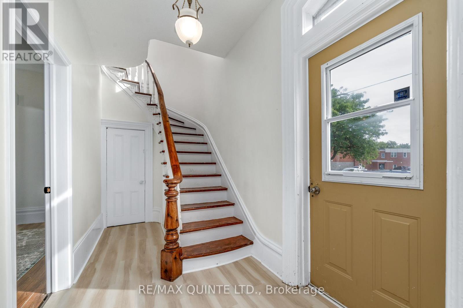 70 Sinclair Street, Belleville, Ontario  K8P 3S8 - Photo 7 - X12151261