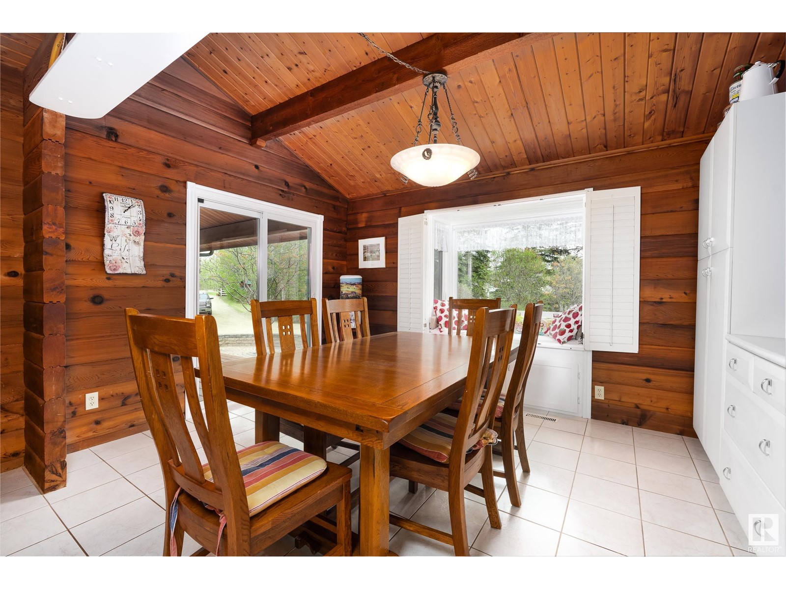 Property at 130 50531 RGE RD 234 image 2