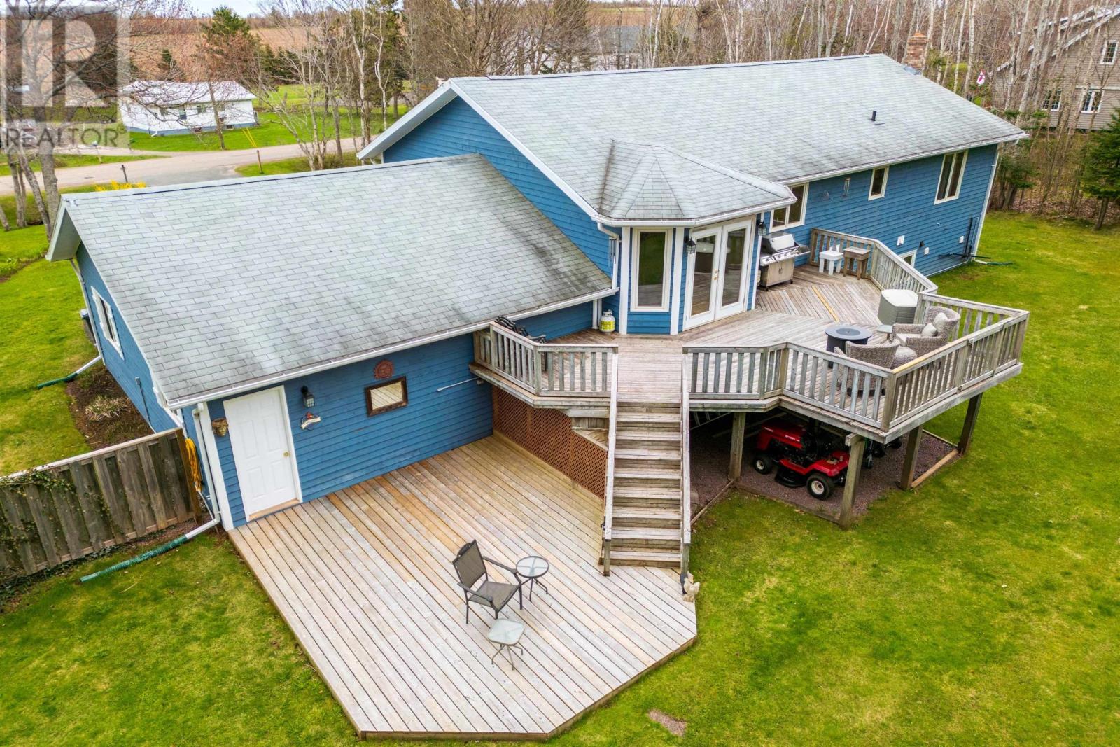 Property at 174 GAY Road image 3
