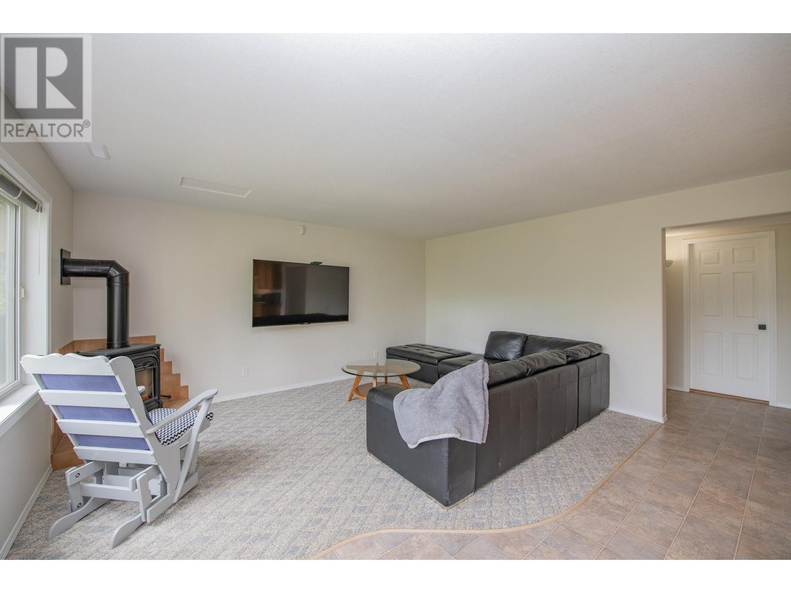209 Horner Road, Lumby, British Columbia  V0E 2G7 - Photo 33 - 10343027
