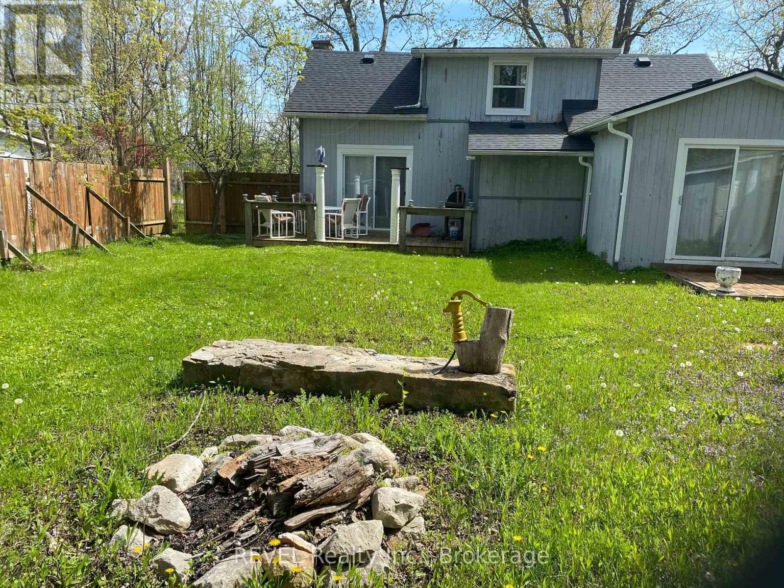 Property at 3252 YOUNG AVENUE image 5