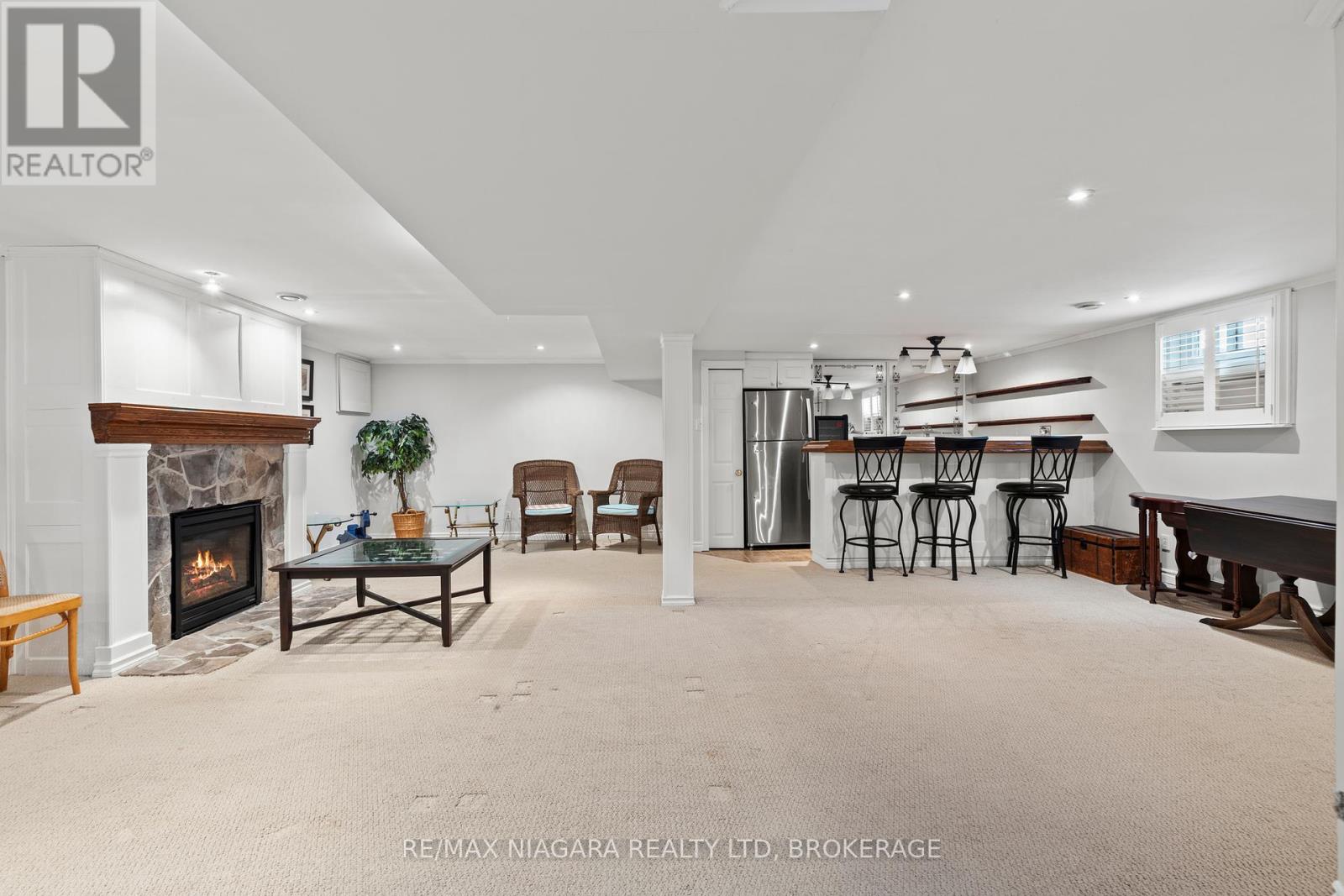 8 Carousel Circle, St. Catharines (Lakeport), Ontario  L2N 6E1 - Photo 20 - X12151292