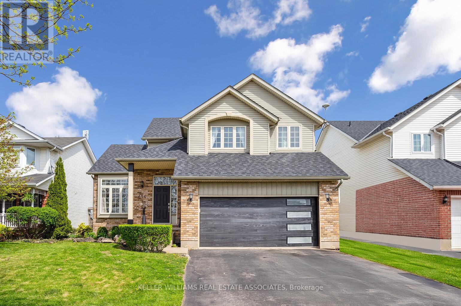 656 Laurier Avenue, Milton, Ontario  L9T 4R5 - Photo 1 - W12151220