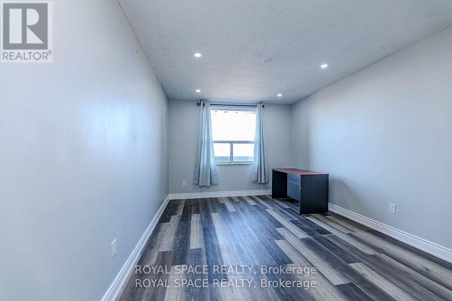 1009 - 45 Silverstone Drive, Toronto, Ontario  M9V 4B1 - Photo 18 - W12151224