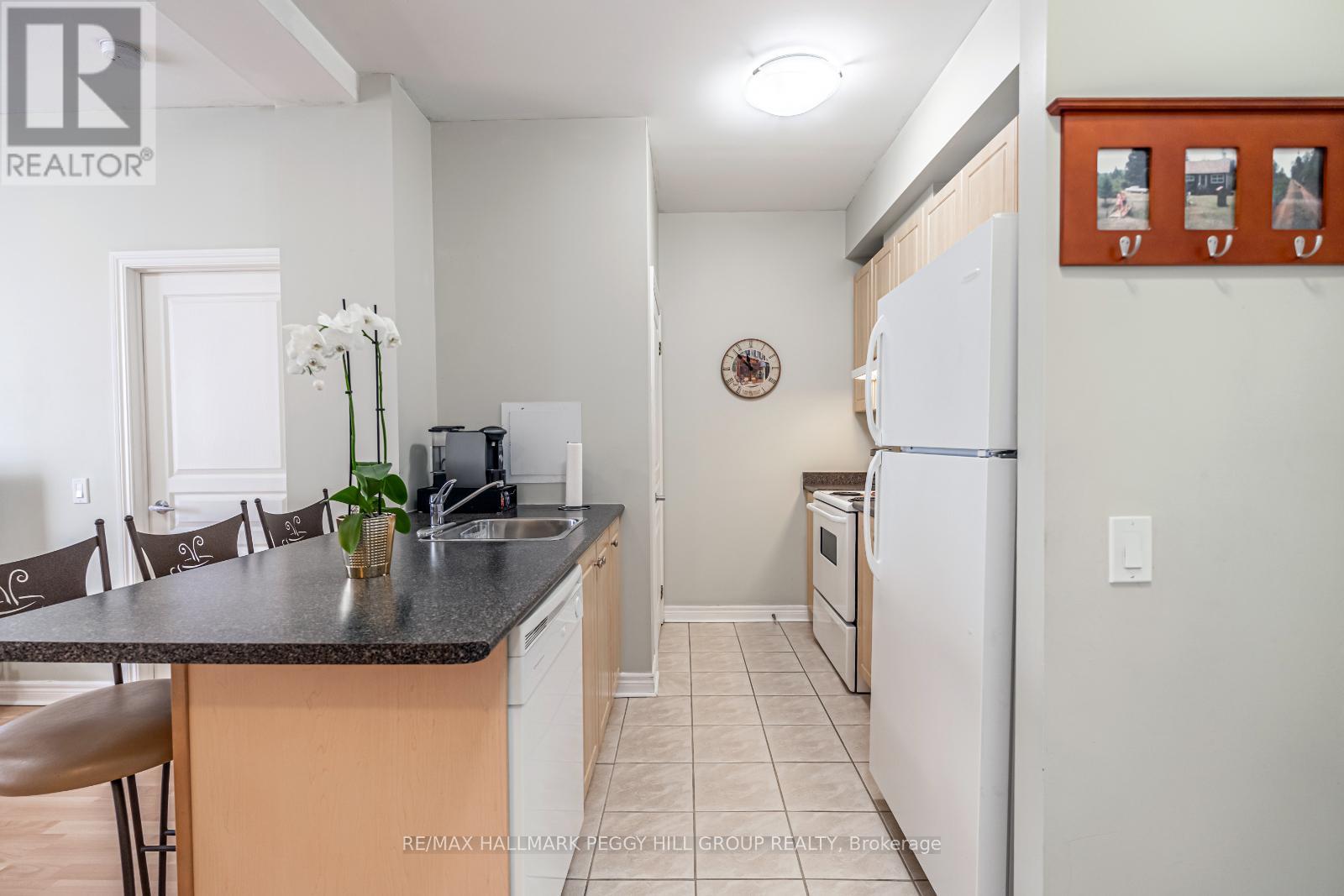 319 - 1415 Lawrence Avenue W, Toronto, Ontario  M6L 1A9 - Photo 3 - W12151230