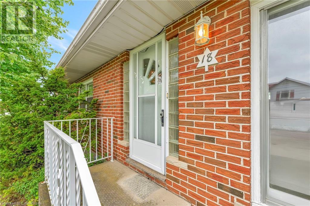 Property at 18 VICTORIA STREET image 4