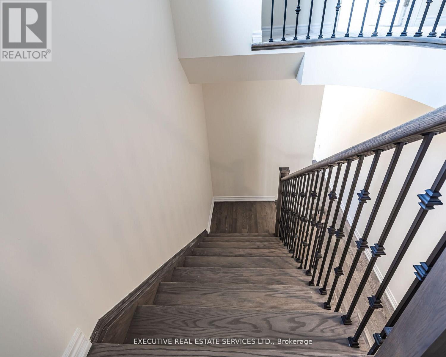 55 Concord Drive, Thorold, Ontario  L2V 0K8 - Photo 19 - X12151226