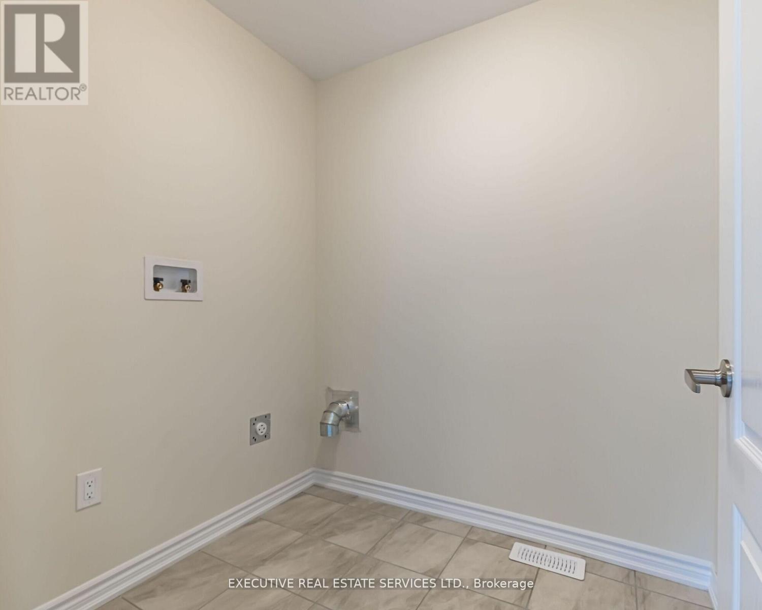 55 Concord Drive, Thorold, Ontario  L2V 0K8 - Photo 33 - X12151226