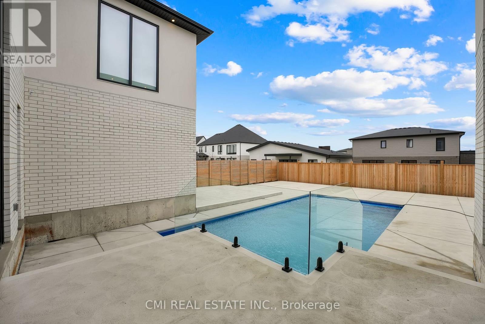 Property at 3429 SILVERLEAF CHASE image 2