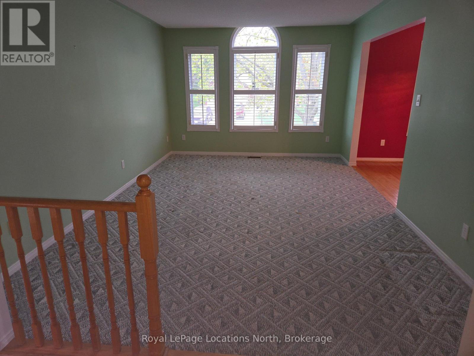 21 Langevin Drive, Wasaga Beach, Ontario  L9Z 1C6 - Photo 27 - S12151229