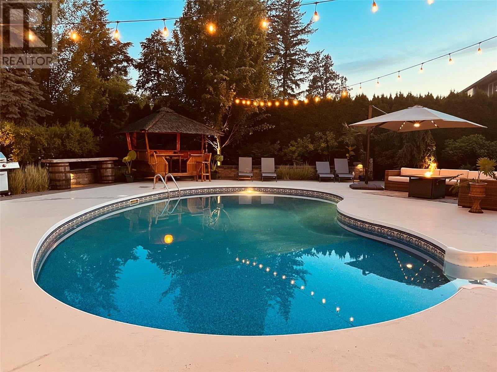 863 Coronado Crescent, Kelowna, British Columbia